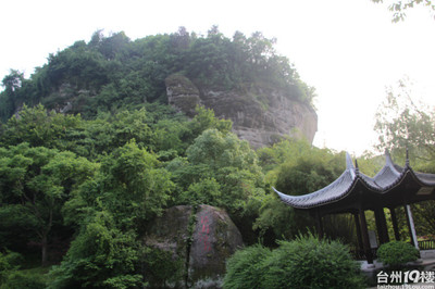 跟著&ldquo;野驢群&rdquo;穿越牛背山到天燭湖--華峰-游記攻略-臺州旅游-臺州19樓